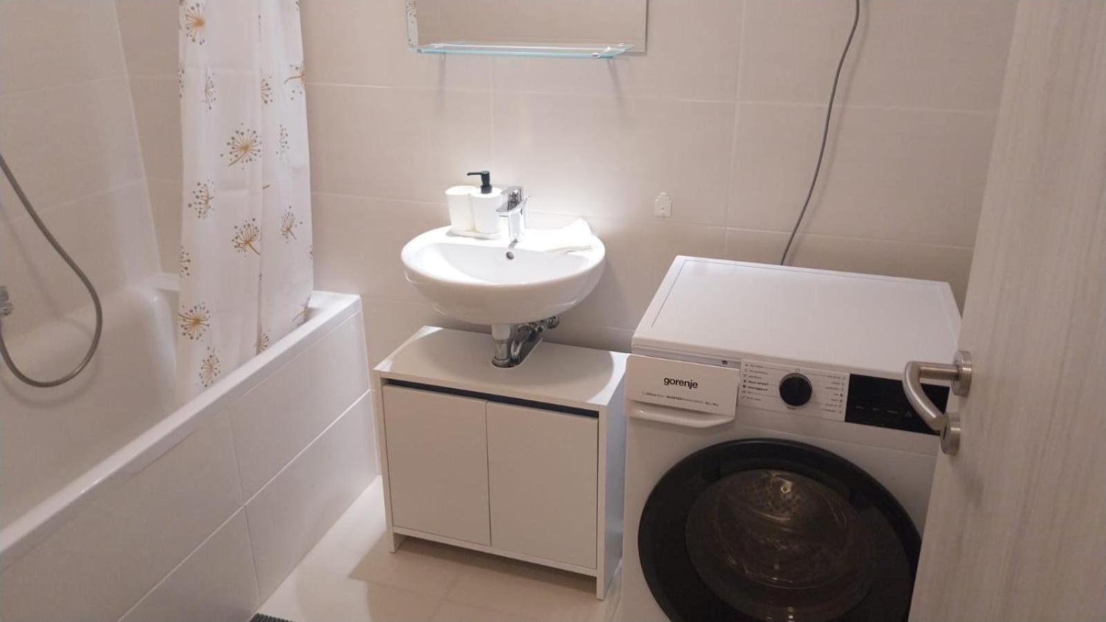 Apartament 125 Family 1 Near By Heroes Square With Free Garage *